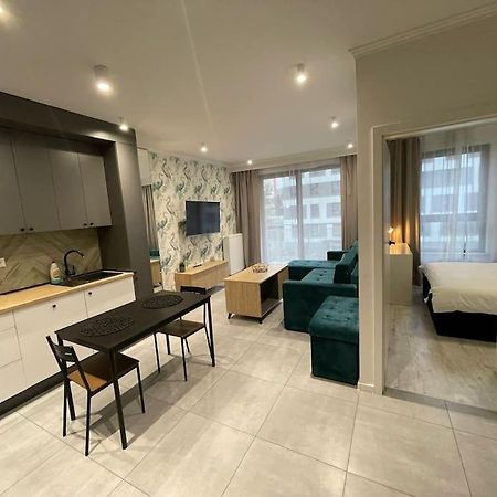Forum Wola Fine Apartment وارسو المظهر الخارجي الصورة