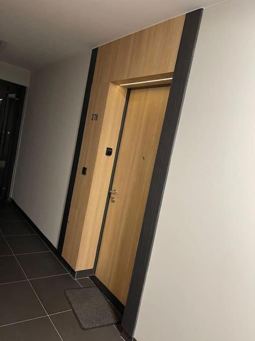 Forum Wola Fine Apartment وارسو المظهر الخارجي الصورة